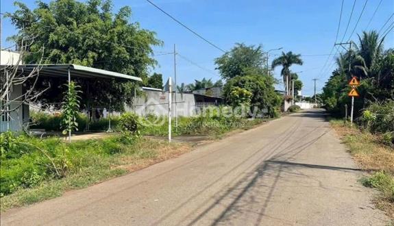 Đất ngộp cuối năm 260m2 có sẵn thổ cư ngay KCN dân cư hiện hữu giá 195tr - Ảnh 1
