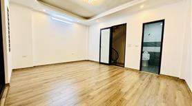 Nhà đẹp đón tết - Tôn Đức Thắng, Đống Đa - 35m², 5 tầng, mt 4.2m, giá chỉ 6.35 tỷ.
LH 0382617983 - Ảnh 2