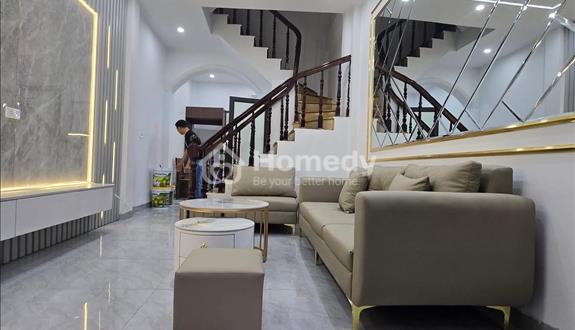 Nhà đường Láng, xứng đáng có nhiều người yêu, ngõ rộng nông thoáng - Ảnh 1