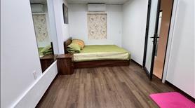 Căn hộ chung cư thấp tầng Nghĩa Tân Cầu Giấy 3 ngủ - full nội thất - ô tô đỗ cửa - lung linh nhà đẹ - Ảnh 3