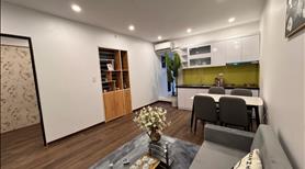 Căn hộ chung cư thấp tầng Nghĩa Tân Cầu Giấy 3 ngủ - full nội thất - ô tô đỗ cửa - lung linh nhà đẹ - Ảnh 2