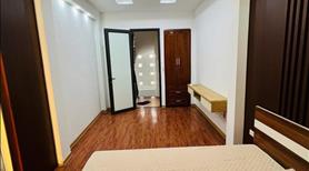Bán nhà Kim Mã, gần ĐSQ Thuỵ Điển, 5 tầng full nội thất đón Tết - Ảnh 4