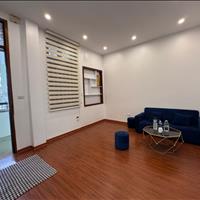 Bán gấp nhà tập thể Học Viện Hoàng Quốc Việt, 3 Ngủ full nội thất, ô tô đỗ cửa về ở được ngay