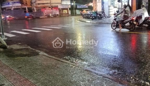 -💥💥 Bán  Gấp nhà và đất - c4 trung tâm phố biển Hà Bổng. Nhà nằm ngay vị tri đắc địa trong lòng - Ảnh 1