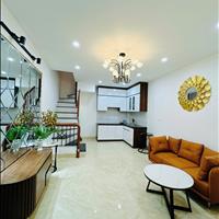 Bán nhà riêng tại Ngọc Khánh, Ba Đình, Hà Nội, 4,98 tỷ, 30m2, đẹp, nhiều tiện ích