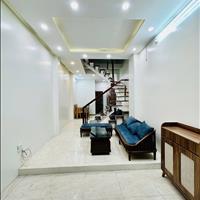 Bán nhà Âu Cơ gần chợ Nhật Tân