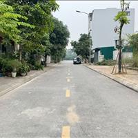 Chính chủ bán 81,8m2 đất TĐC Thạch Bàn. Đường rộng 13m, gần các dự án Himlam