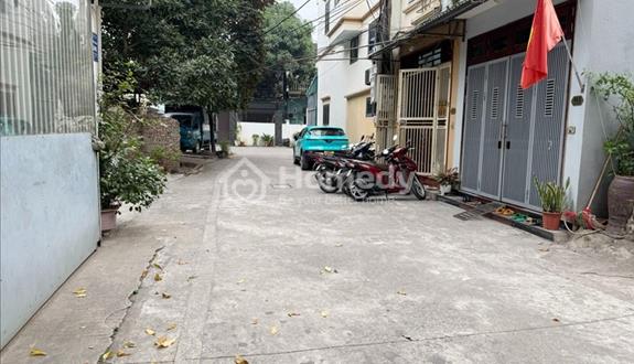 Bán đất tổ 8 Thạch Bàn - DT: 65,6m2, khổ đẹp, đường ô tô tránh, cách 100m ra chợ 541 Bát Khối - Ảnh 1