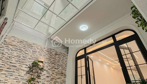 Tân Mai, 30m ra ô tô, 60m2 cả nhà thoáng sáng, sân để xe SH, PCX thoải mái, mặt tiền rộng 4.1m - Ảnh 1