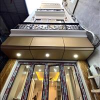 Bán nhà xây mới Ngọc Khánh, lô góc 3 thoáng, ngõ thông, hè thoáng, sân lát gạch đỏ chống trơn