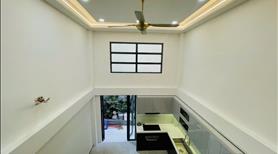 Nhà đep đường Dương Quảng Hàm, P.6 Gò Vấp, 5 tầng, khu phân lô, DT 4x16m, giá 9,8 tỷ. - Ảnh 2
