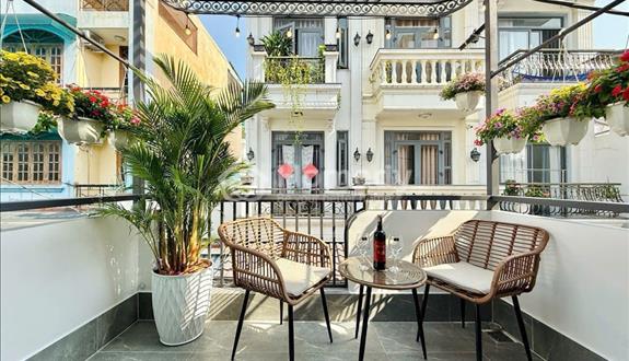  Căn 03 Phòng ngủ 51m2 đối diện UBND quận hẻm xe hơi thông tứ tung  - Ảnh 1