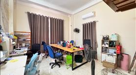 Ô tô vào nhà- Ngõ thông- Lạc Long Quân 51m2, MT 5m, kinh doanh vô đối - Ảnh 2
