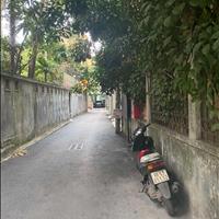 Lô góc- ngõ thông ô tô-  Lạc Long Quân 42m2, MT 4,6m. chủ tự xây tâm huyết, vị trí siêu đỉnh