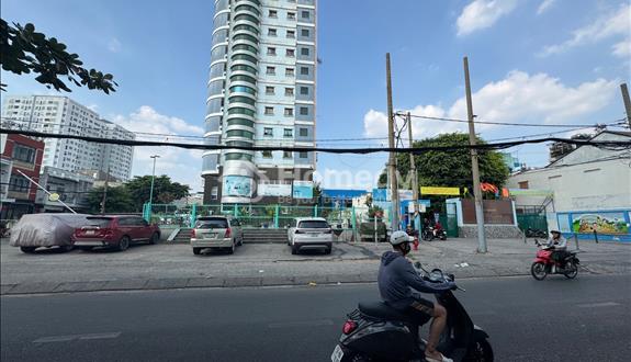 Bán nhà cấp 4 168m2 mặt tiền đường Huỳnh Thiện Lộc, Q.Tân Phú - Ảnh 1