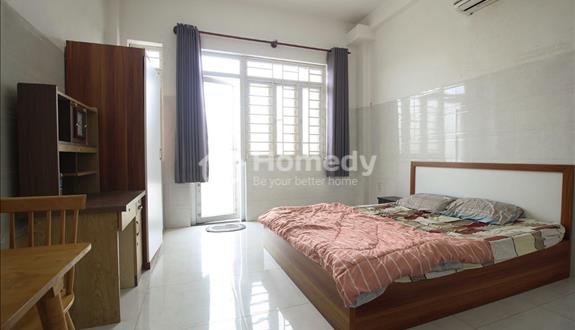 Cho thuê studio ban công thang máy, 25m2 đường Nguyễn Kiệm gần sân bay và Công Viên Gia Định - Ảnh 1