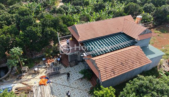 Vợ chồng dành dụm tiền xây nhà, muốn an cư thì chồng vỡ nợ, phải bán nhà gỗ tại Gia Kiệm để trả nợ  - Ảnh 1