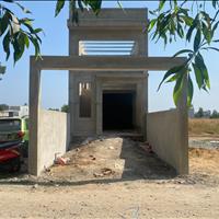 Nhà mới xây 130m2, 1 trệt 1 lửng - sổ riêng - thổ cư 100%, sát chợ, cách KCN Giang Điền 200m