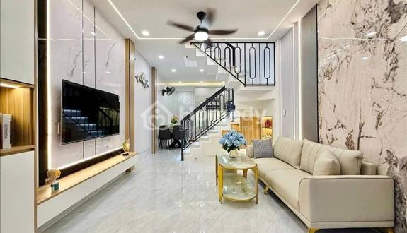Bán nhà gần chợ Hoà Bình cho thuê 16 triệu. Giá 3,38 tỷ. Bạch Vân, Phường 5, Quận 5 - Ảnh 1