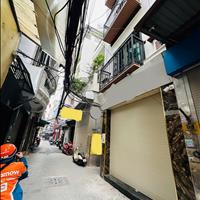 Bán nhà lô góc, ô tô qua nhà- trung tâm Cầu giấy51m2 , thang máy, giảm chào chỉ còn 18,49 tỷ