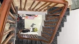 Nhà đẹp phân lô Gia Thượng Ngọc Thụy, 35m2 5 tầng, full nội thất, gần phố, chợ, trường, dân trí cao - Ảnh 6