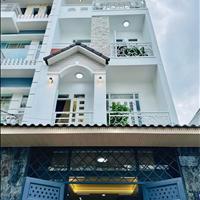 Kẹt tiền cho con du học cần bán gấp căn nhà ở đường Nguyễn Tri Phương, phường 4, quận 10