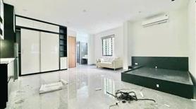 Nhà Lô đẹp, Mt 13m+ oto vào nhà + thang máy + 6 tầng - Ảnh 3