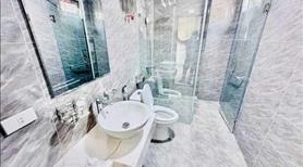 Nhà Lô đẹp, Mt 13m+ oto vào nhà + thang máy + 6 tầng - Ảnh 11