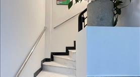 Bán CHDV Quận 10, 350m sàn, 6 tầng, nở hậu 9m ,full nội thất, thu nhập 70tr/ tháng - Ảnh 2