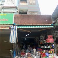 Nhà ngay chợ việt kiều, giữa chung tâm chợ thuận tiện mua bán kinh doanh