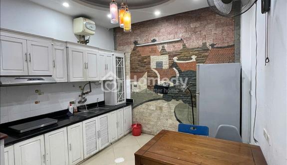 Chính chủ cho thuê nhà 4 tầng, rộng rãi, thoáng mát, đầy đủ nội thất , ngõ 41 Phố Thái Hà, Đống Đa - Ảnh 1
