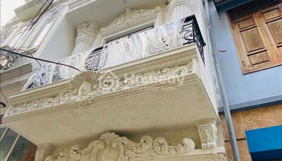 Nhà mới tân cổ điển 6 tầng, thang máy nhập, oto đỗ cửa, kinh doanh thuận lợi, mua ở yên tĩnh - Ảnh 1