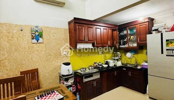 Trung tâm Cầu Giấy 46m2 * 4 tầng đủ công năng, vị trí 3 bác, cách phố 55m2, Giá tốt. - Ảnh 1