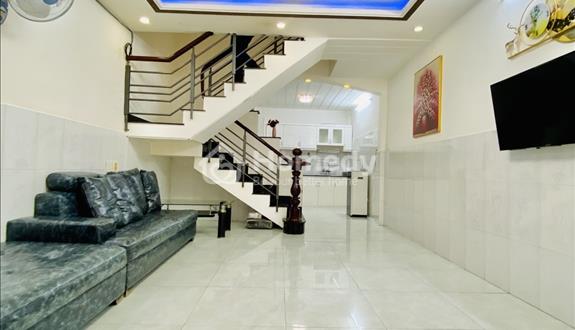 Bán nhà Dương Bá Trạc, Quận 8, 74m2, ngang 4m, 5PN, chỉ 5.6 tỷ. Ra Quận 1 chỉ 2 phút - Ảnh 1