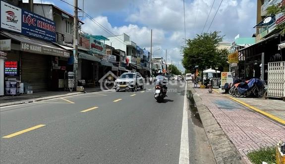 Bán nhà Phạm Thế Hiển, Quận 8, 60m2, ngang 6m, chỉ 4.5 tỷ, hoàn công đủ, không quy hoạch - Ảnh 1