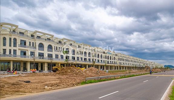 Bán lỗ hơn 200tr lô đất 80m2, cạnh công viên gần, khu đô thị CHỢ GÓC. Thanh toán 10% nhận sổ. - Ảnh 1