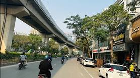 Bán Nhà Cấp 4 Mặt Phố Hoàng Cầu quận đống đa xây toà nhà văn phòng DT 400M Giá chào 233 Tỷ - Ảnh 2
