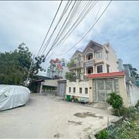 Nhà mới xây, nhà phố liền kề, gần sông