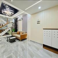 Định cư bán gấp nhà hẻm 5m, cho thuê 18 triệu. Giá 3,45 tỷ Thành Thái, Phường 14, Quận 10. Sổ sẵn