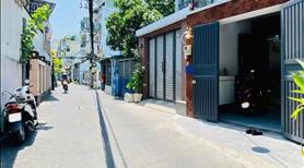 Cần vốn bán nhà hẻm 5m, giá 2,88 tỷ DT 56m2. Tôn Thất Thuyết, Phường 18, Quận 4. Sổ sẵn - Ảnh 2