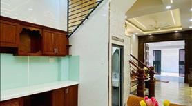 Cần vốn bán nhà hẻm 5m, giá 2,88 tỷ DT 56m2. Tôn Thất Thuyết, Phường 18, Quận 4. Sổ sẵn - Ảnh 3