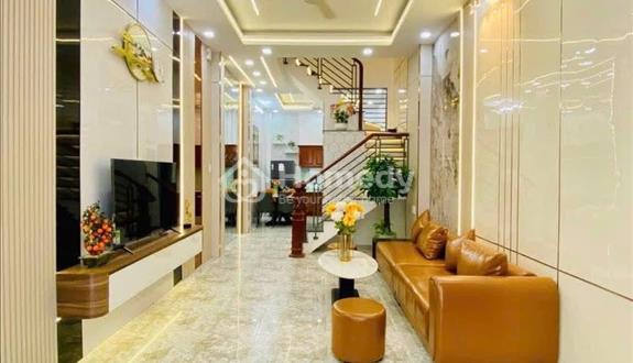 Cần vốn bán nhà hẻm 5m, giá 2,88 tỷ DT 56m2. Tôn Thất Thuyết, Phường 18, Quận 4. Sổ sẵn - Ảnh 1