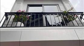 Sẵn 5 tầng 1 Tum thang máy cách đường oto tránh nhau 50m - Ảnh 2