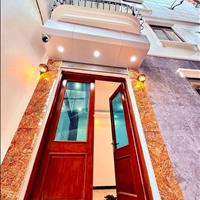 Ngã Tư Sở Tây Sơn Đống Đa Nhà đẹp chỉ cách 50m là ra mat pho tiền ích thì ngạp tràn