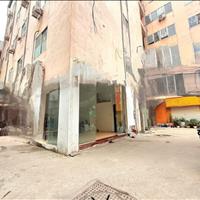 Cần bán tòa nhà tổ hợp dịch vụ và ở cầu giấy 6 tầng, giá rẻ nhất khu vực,211m doanh thu 140/tháng