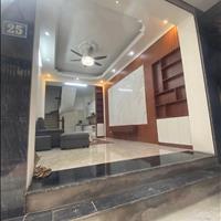 Bán NR đẹp xuất sắc tại Phố Chùa Láng, Đống Đa, Hà Nội giá 7,8 tỷ, 36m2 60m ôtô, gần các trường đh