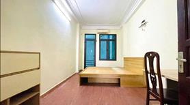 Bán nhà cầu giấy 5t 28m 5.5tỷ ôtô đỗ cổng,ngõ thông,đi 300m ra hồ tây, gần các sở ban ngành của HN - Ảnh 3