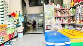 Cô Tư Bán Gấp căn nhà 950tr ngay trung tâm chợ Bình Điền, Đường Nguyễn Văn Linh P.7 Q.8, sổ riêng v - Ảnh 2