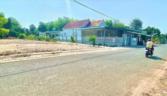 Cần bán gấp lô đất ngay tuần này giá chỉ 300tr - Ảnh 1