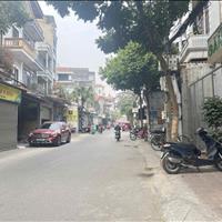 5 tỷ 35m2 Hoa Lâm Long Biên. -50m ra đường quốc lộ Ngô Gia Tự -50m ra đường quốc lộ Ngô Gia Tự. 
